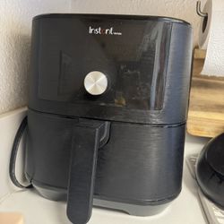 Instant Pot  Vortex Air fryer 