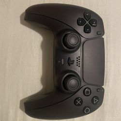 Black PS5 Controller 