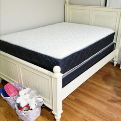 NEW FULL MATTRESS. Bed frame is not available. Take it home the same day 👍