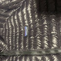 Patagonia Puffer Jacket Men Size XL