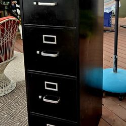 FILING CABINET 4 DRAWER