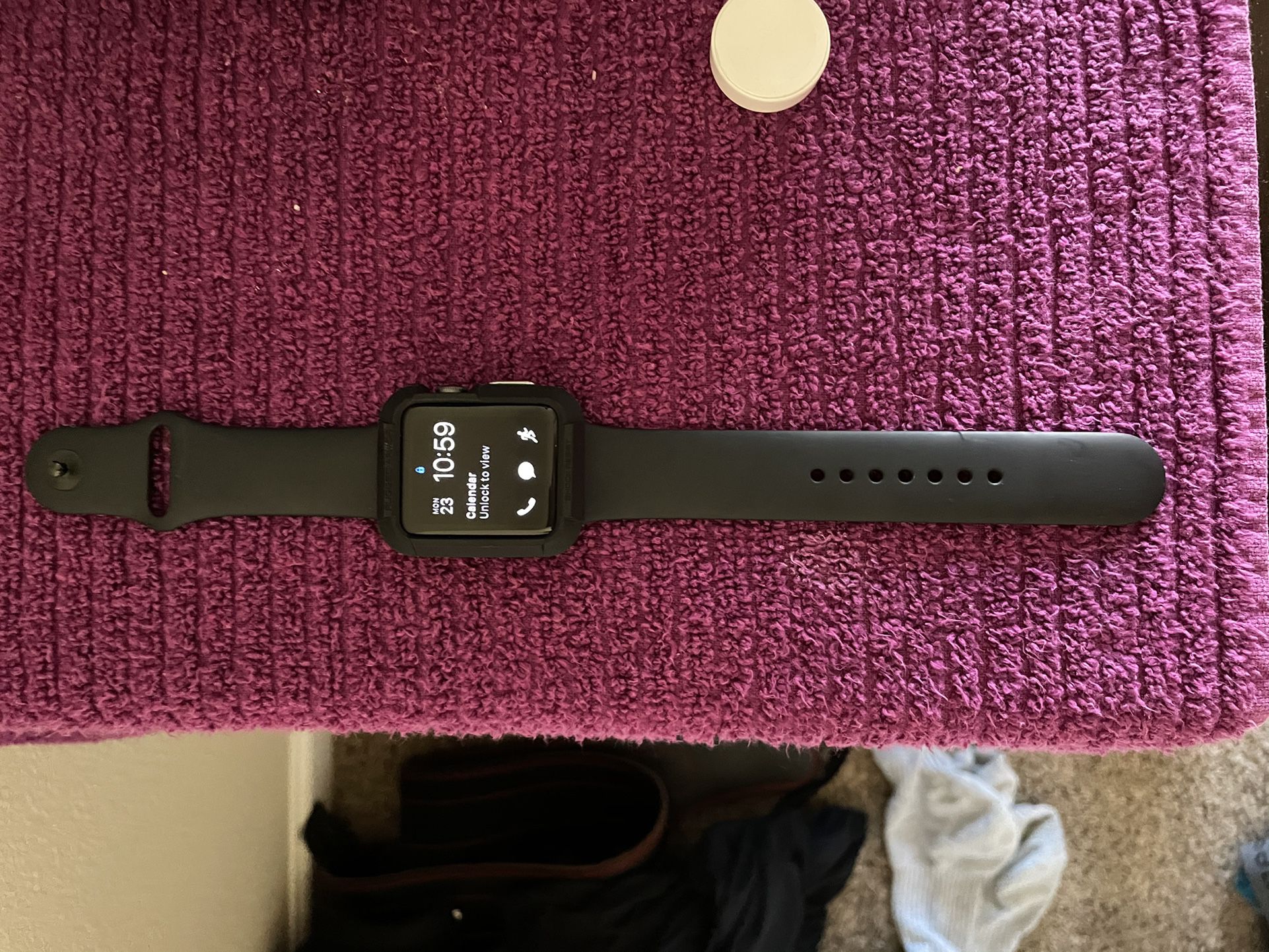 Apple Watch Gen 3 - No Cellular