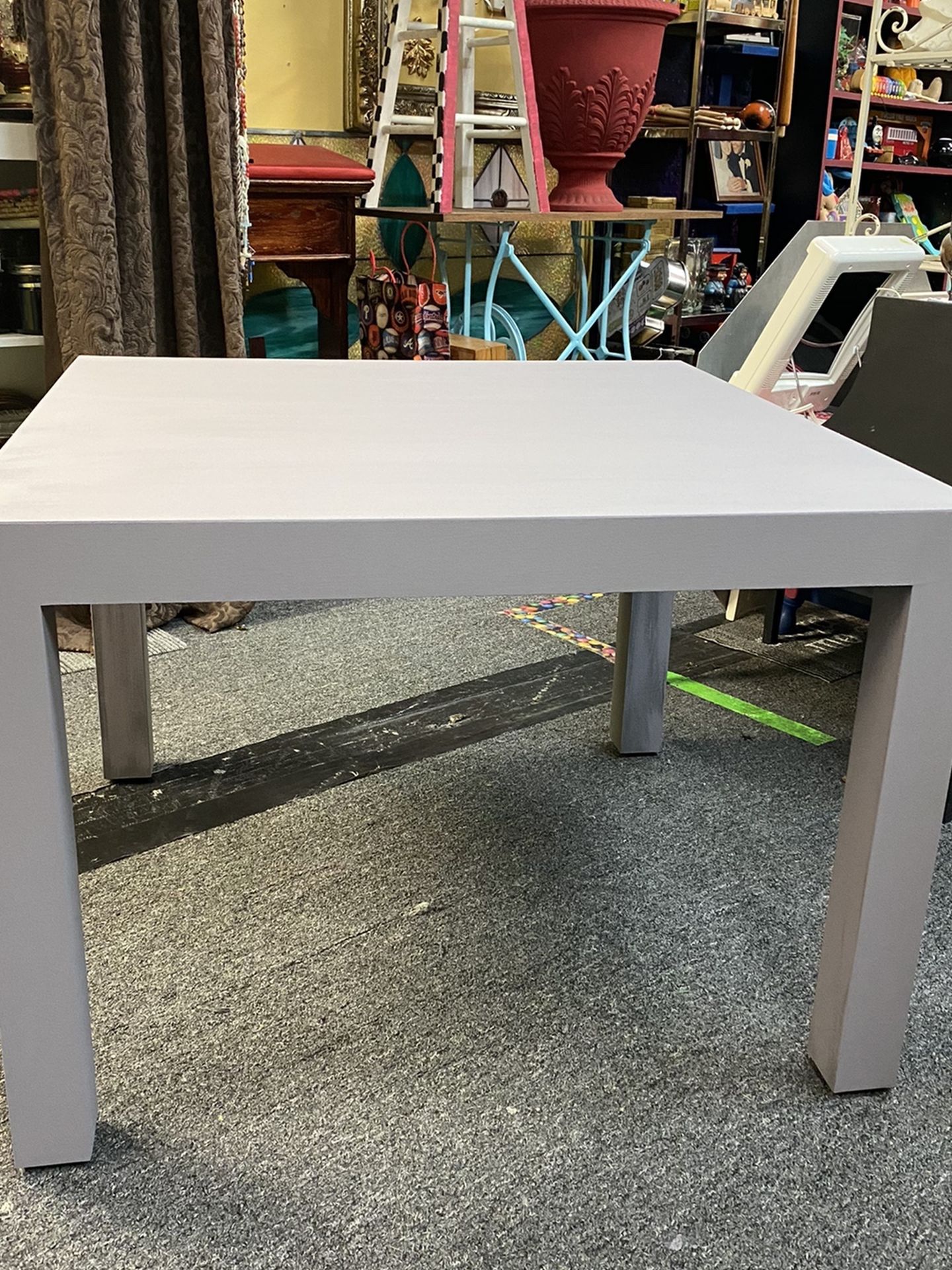 Rustic coffee table refinished with Dixie Belle paint