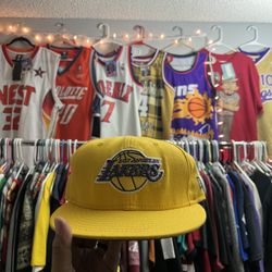 Los Angeles Lakers Fitted 7 1/8