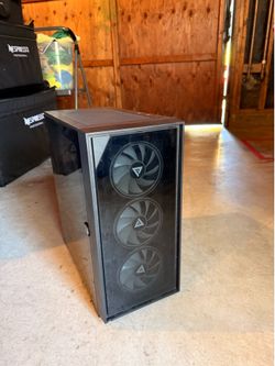 Custom Gaming PC + Dell 32” 165Hz Monitor | RTX 4070 SUPER | 32GB DDR5 | 2TB SSD