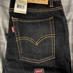 LEVI’S