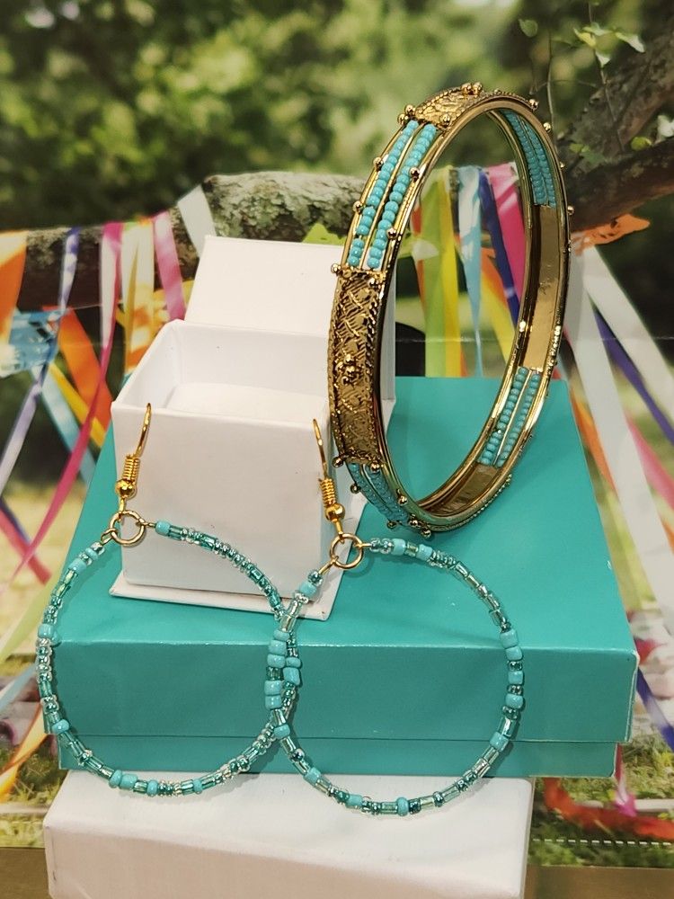 GORGEOUS FILIGREE VINTAGE BRACELET AND MATCHING EARRINGS,