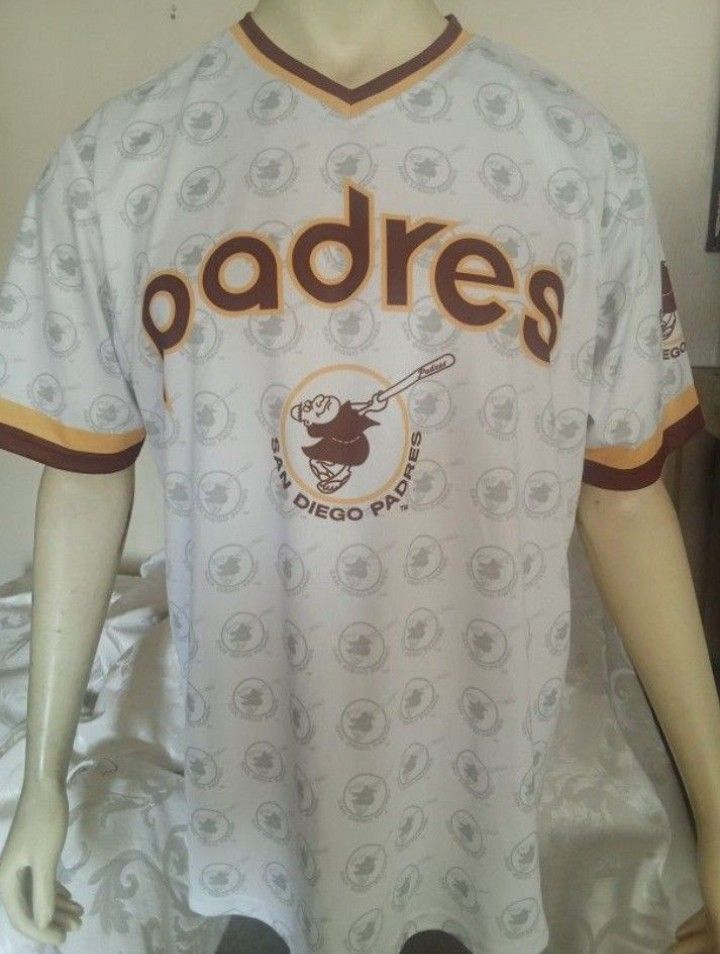 New Retro San Diego Padres Swinging Friar Logo Jersey Men L