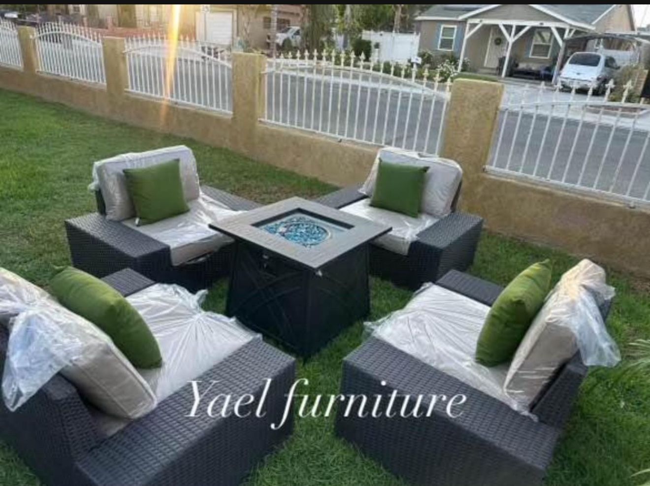 Brand New Patio Outdoor Furniture Set With Fire Pit 