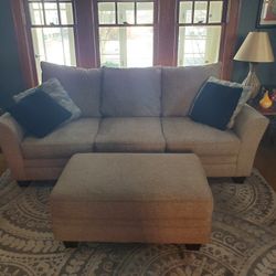 Stylish Comfy Sofa And Ottoman