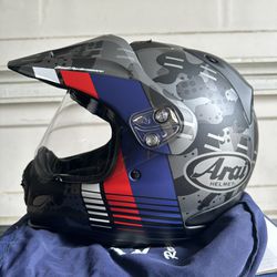 Arai XD4 Motorcycle Helmet 