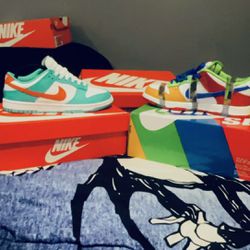 BOGO size 8.5 Dunk Low Miami Dolphins and Size 9.5 Nike Sb Dunk Og Qs PICK UP ONLY ELYRIA OHIO 