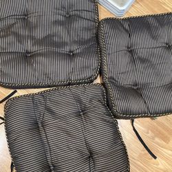 3 seat cushion