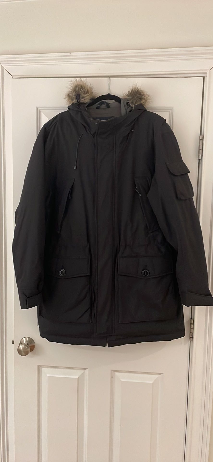 Like New Land’s End Expedition Waterproof Parka (size 42-44)