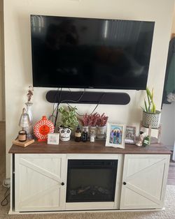 Tv, speaker, tv stand