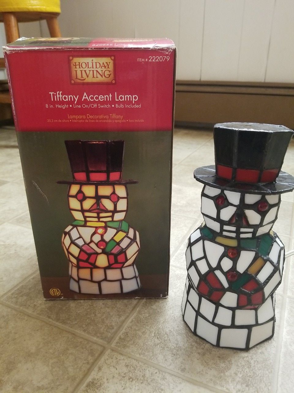 Tiffany Accent Snowman Stained Glass Lamp