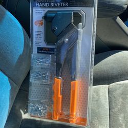 Hand Riveter