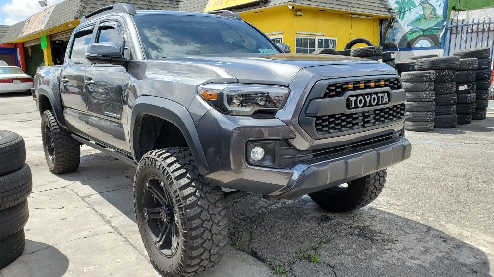 2017 Toyota Tacoma