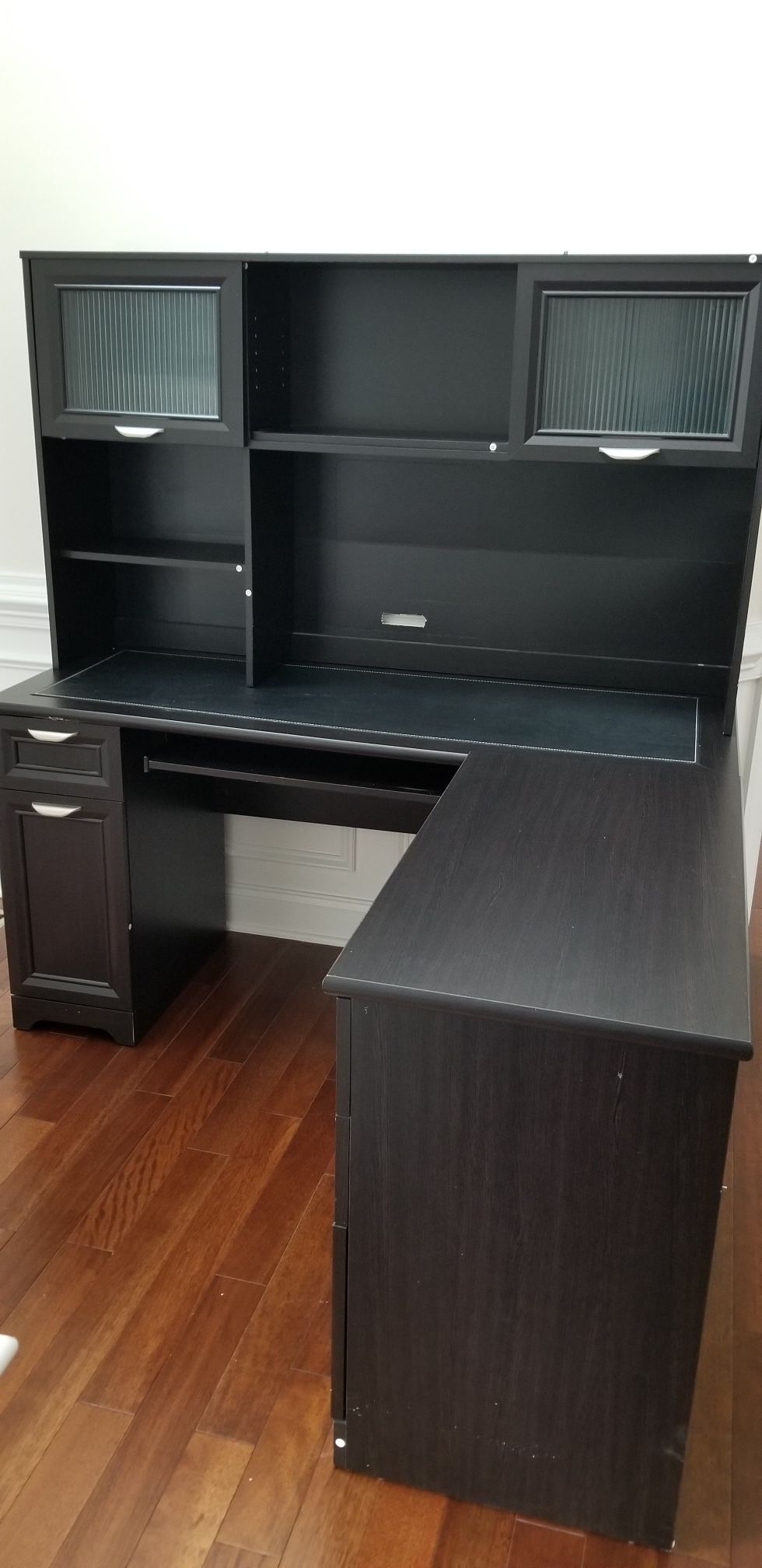 L shaped office desk with hutch