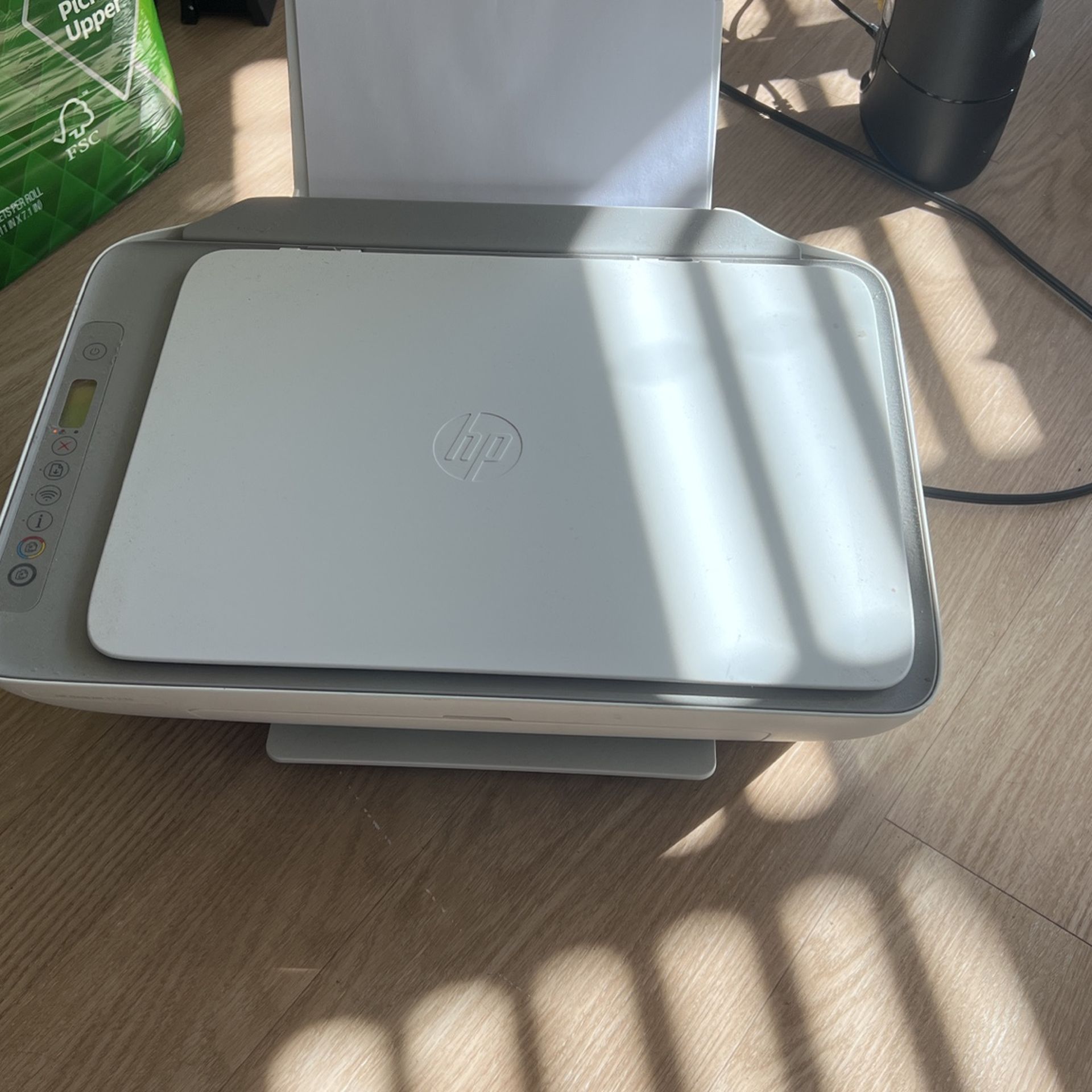 HP Deskjet 2700