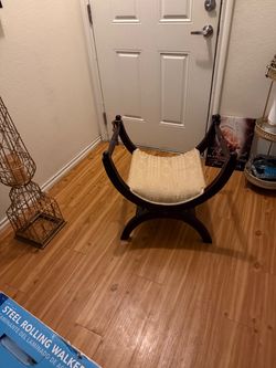 Nice ottoman