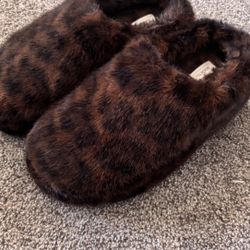 Target Leopard fluffy shoes 