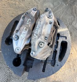 Acura RL calipers