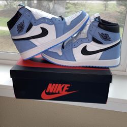 Air Jordan Retro 1’s UNC 