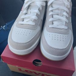 Levis Tennis Shoes Size 9