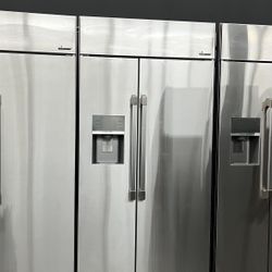 Dacor Stainless Steel 42” Wide Built In Refrigerator 