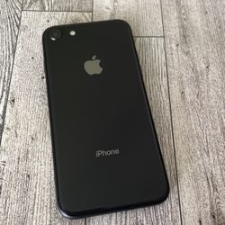 🔥Apple iPhone 8  (64GB) UNLOCKED  🌎 DESBLOQUEADO  For All Carriers  🔥