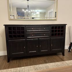 Arhaus Fairmount Wine Buffet