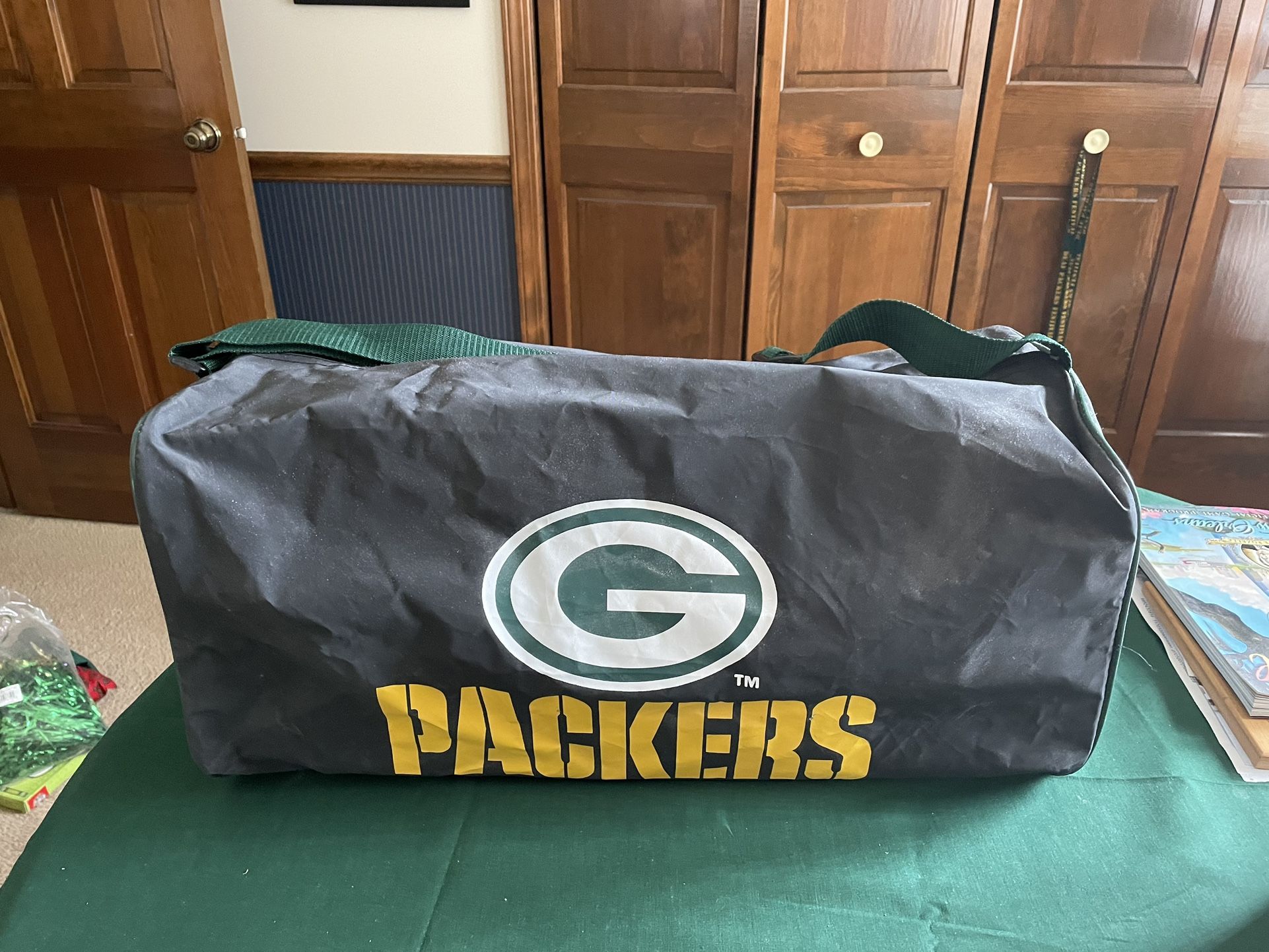 Green Bay Packers Duffle Bag Black 21.5 Long