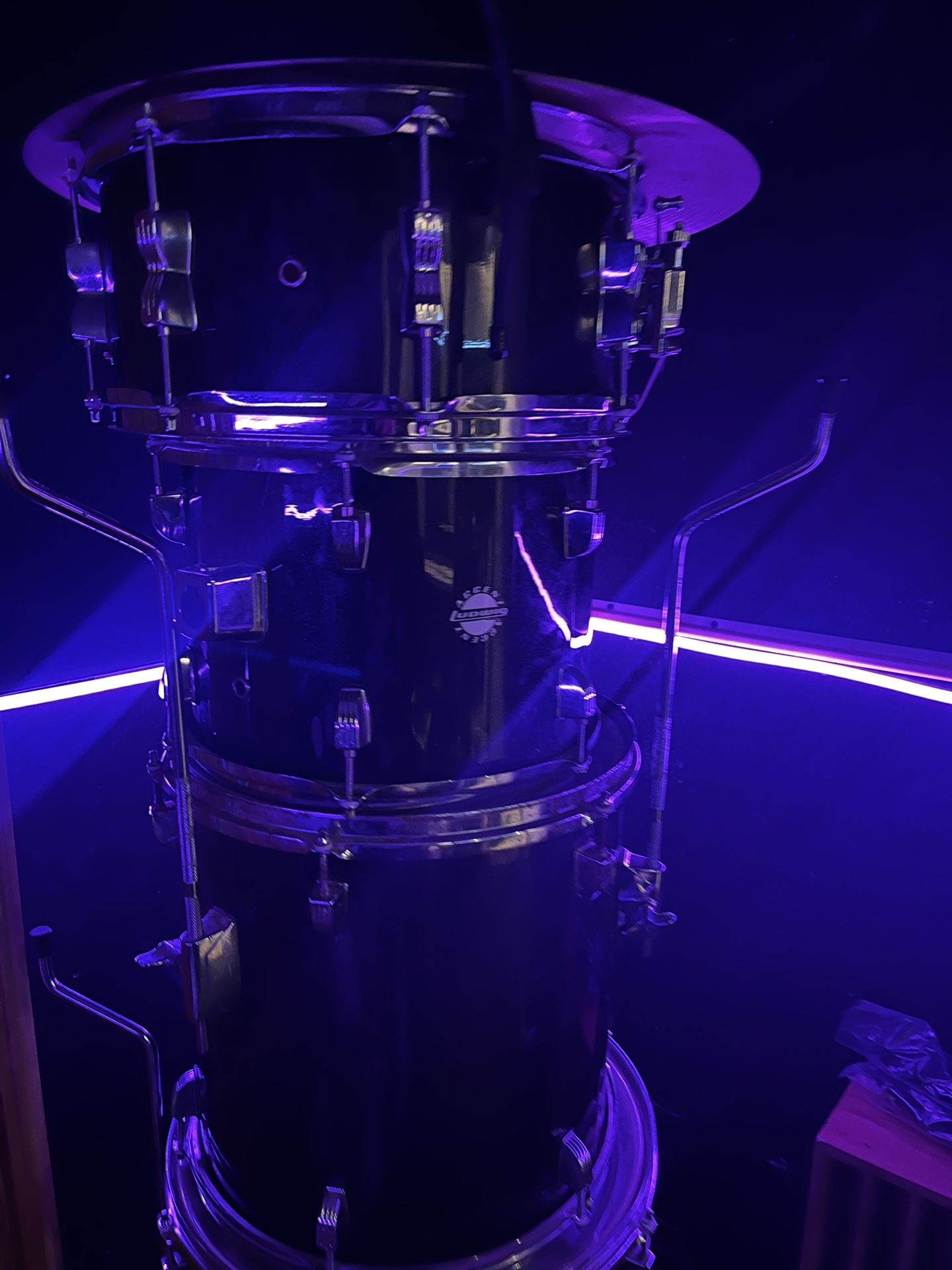 Ludwig Five Piece Drum Set 