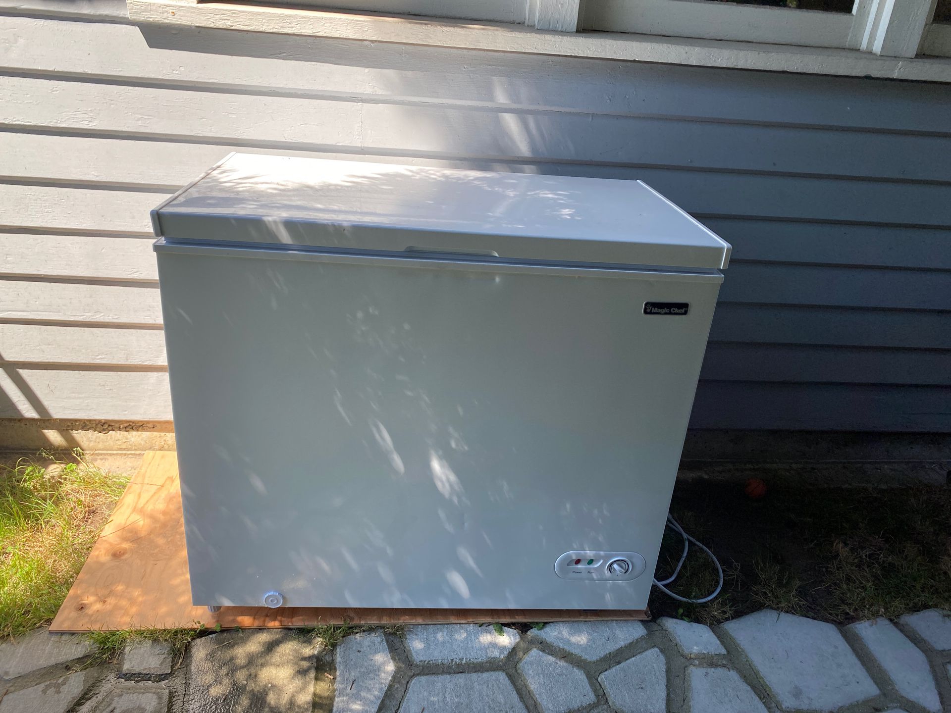 Magic Chef chest freezer 7.0 cubic feet