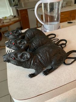 Set of 3 Fake Plastic Rat Decorations