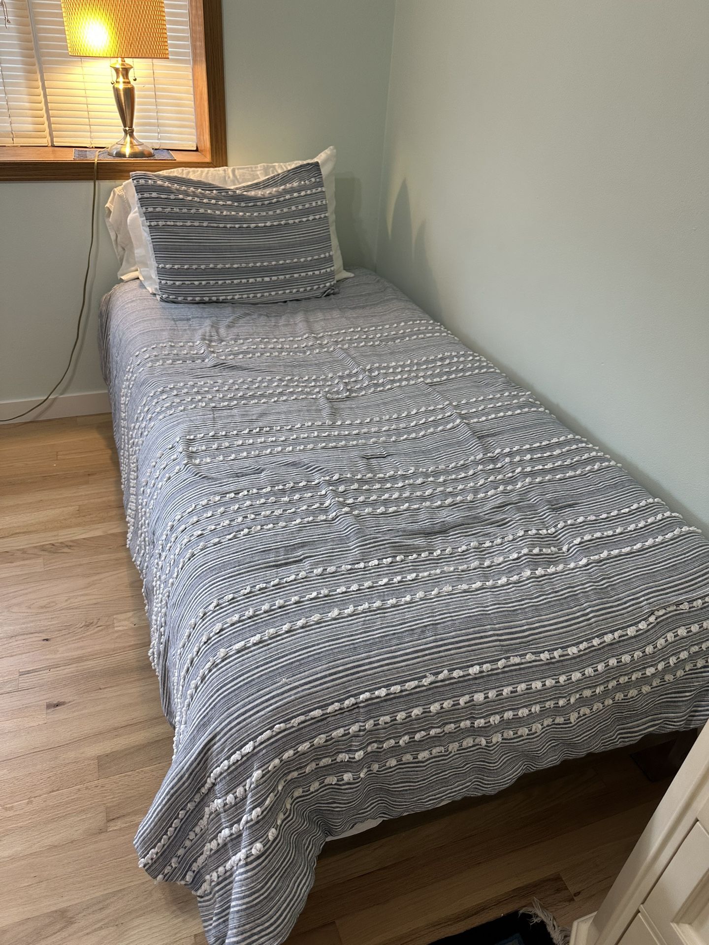 Organic Keetsa Bed And Mattress Twin Size