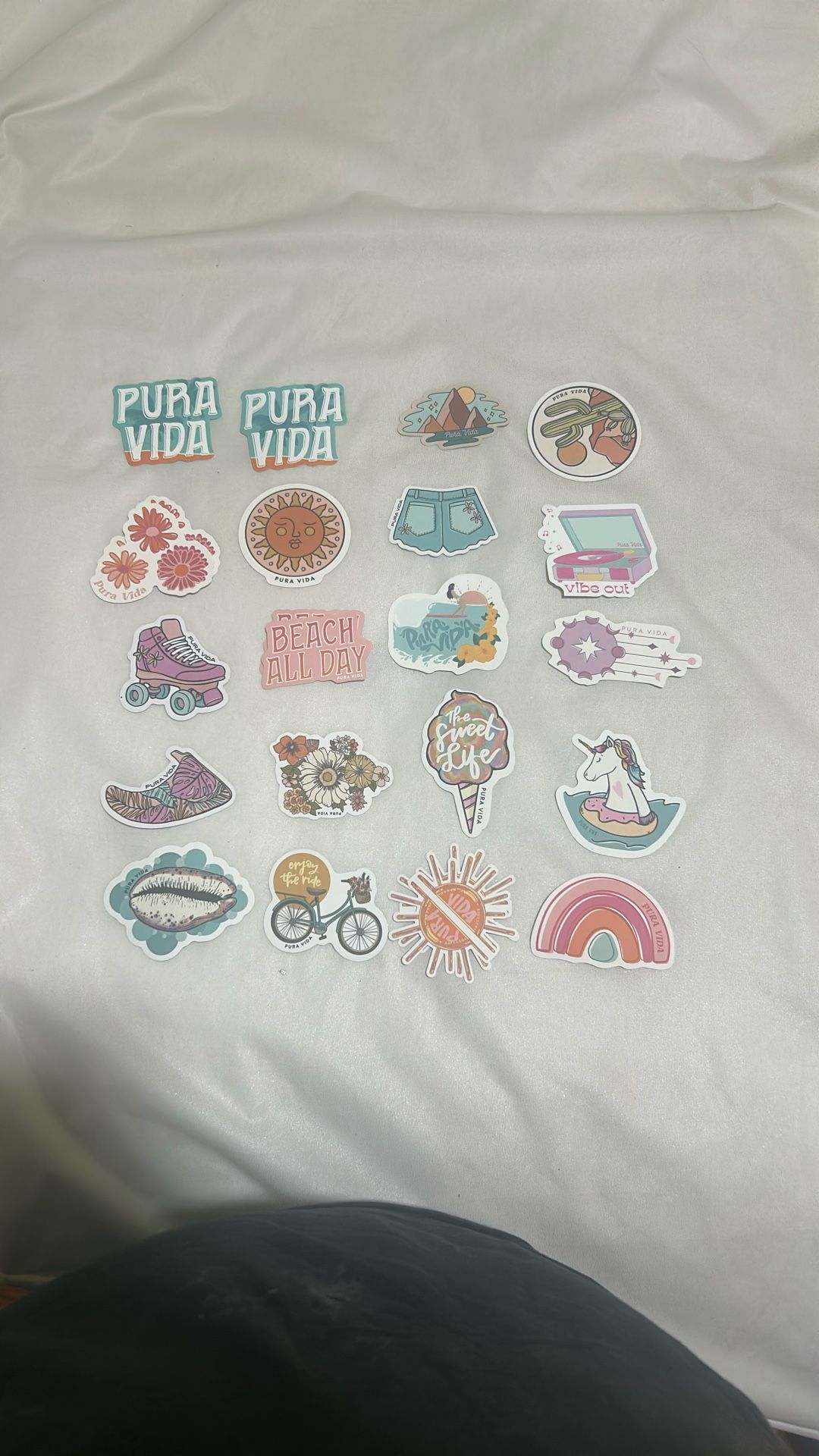 Pura Vida Stickers 2$ Each