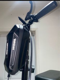 Knee scooter