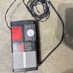 12V Tire Inflator Compressor w/ Gauge & Emergency Light – Max Power