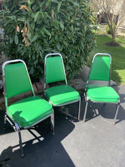 Bertolini banquet Chairs Vintage