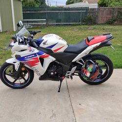 2013 Honda Cbr500ra