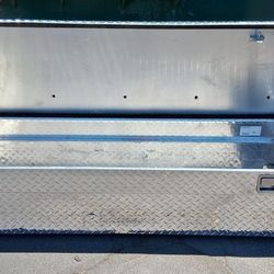 5 Foot X 20 Inch Truck Tool Box 
