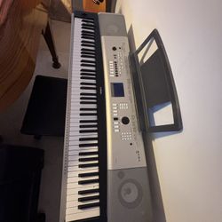 Yamaha YPG-535 Grey digital piano W/bench