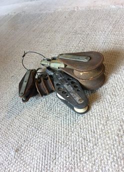 Collection of pulleys