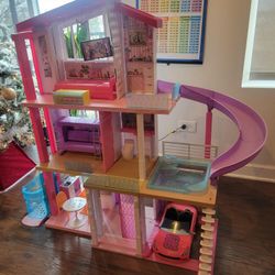 Barbie dream house