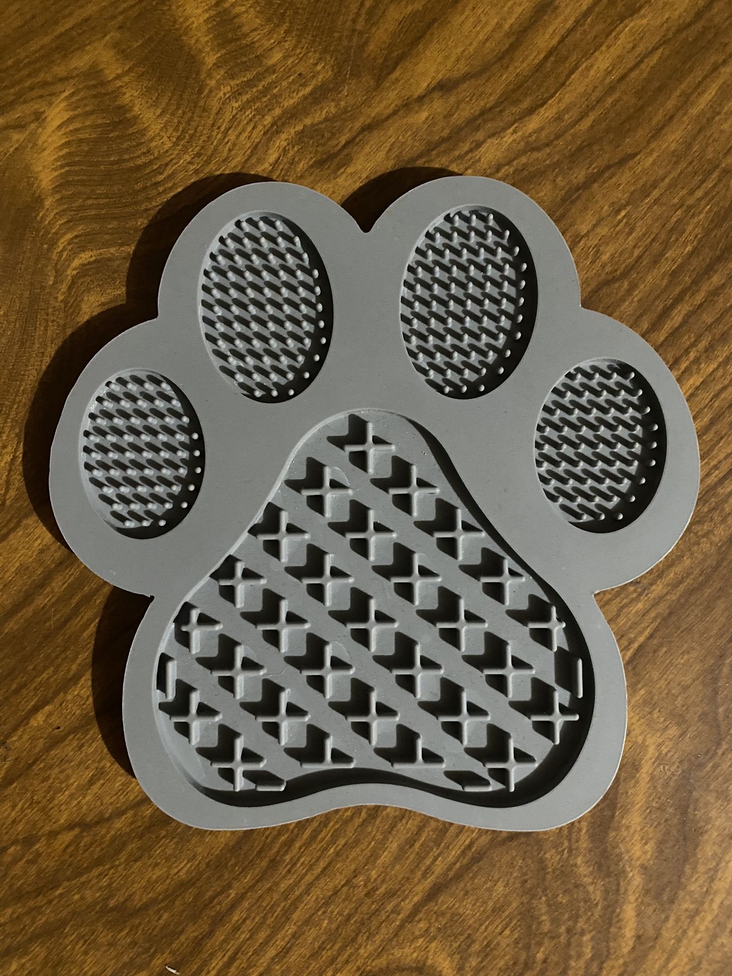 Gray Pet Lick Mat w/ Suction Cups
