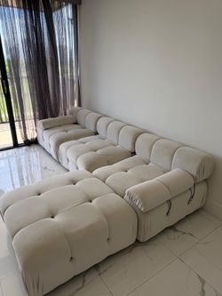 Gorgeous Modern Sectional Sofa – Good Condition – $150 – Pickup Only
