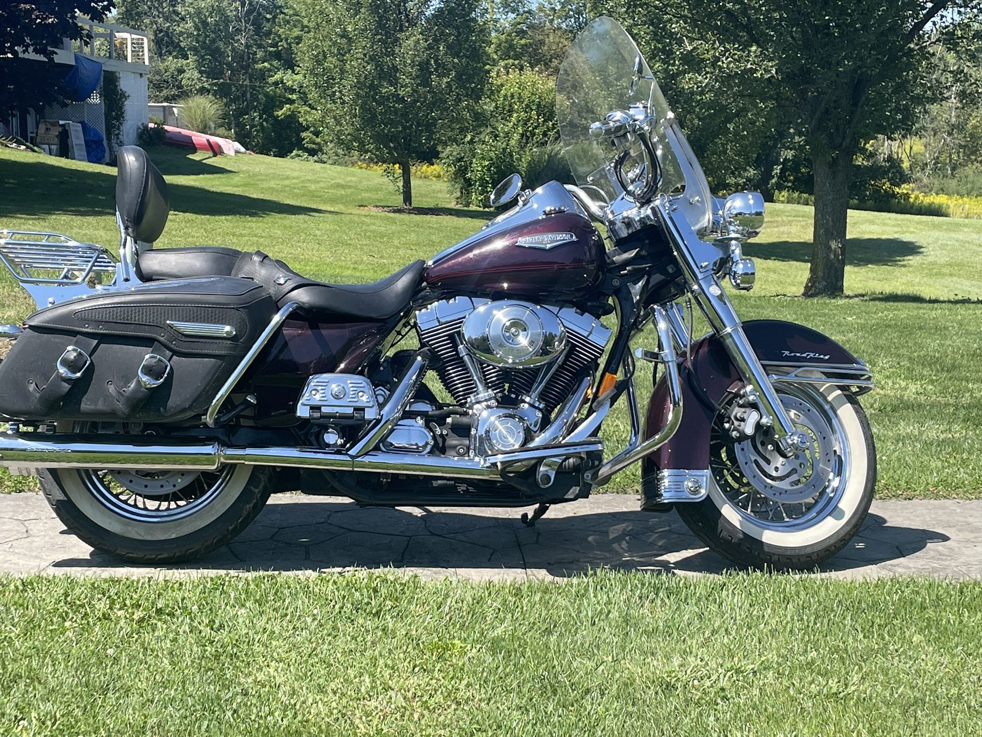 2005 Harley Davidson Road King classic