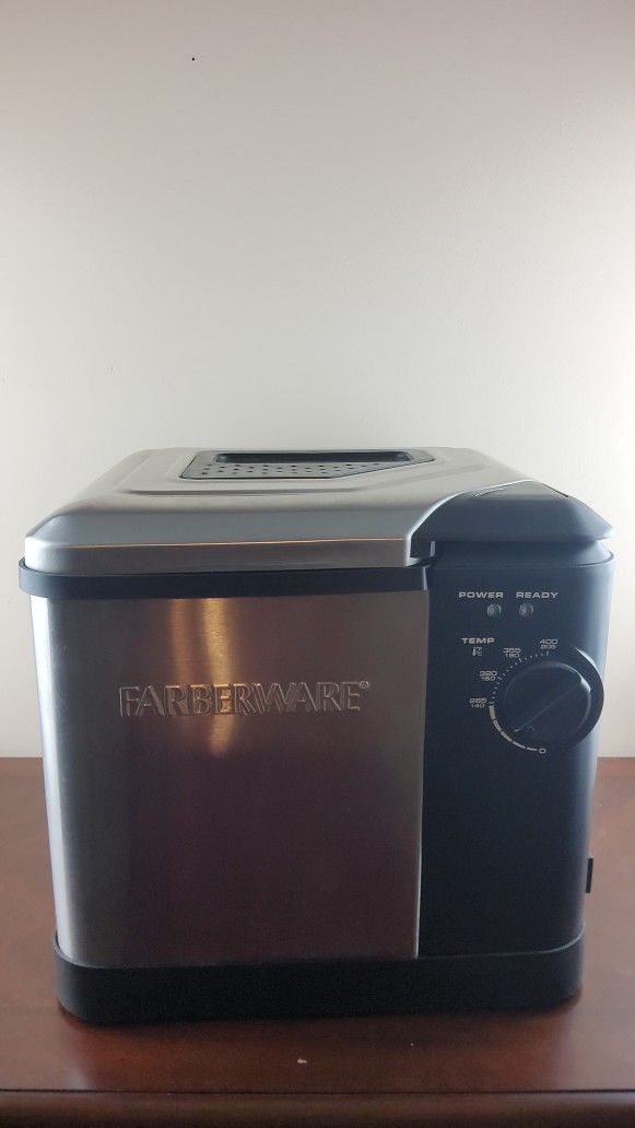 Farberware 14 lbs. Extra Large Capacity Deep Fryer